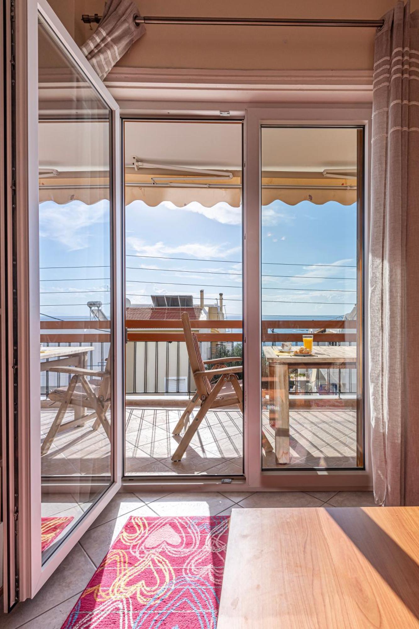 Sea View Apartment 100M From The Beach Saronida Buitenkant foto